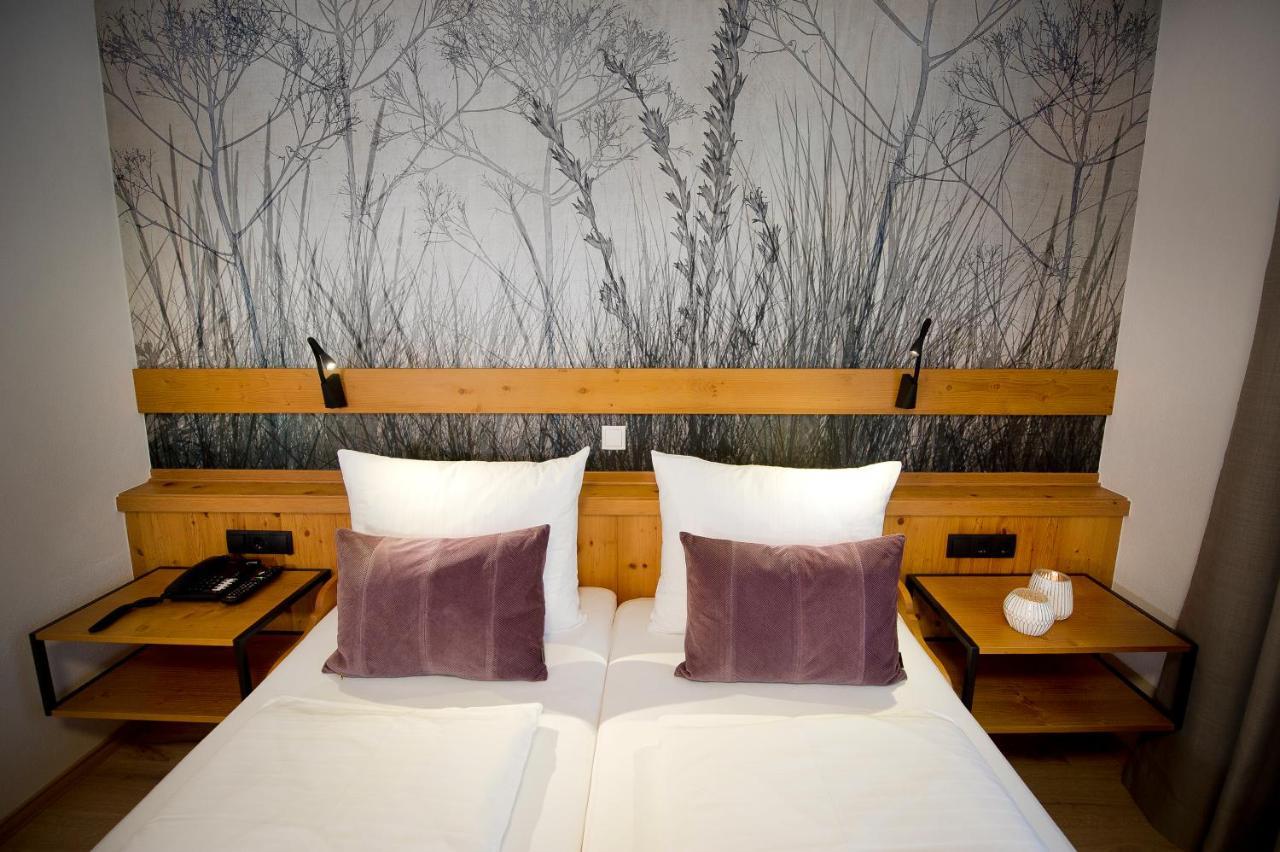 Hotel Vierjahreszeiten 플라차우 외부 사진