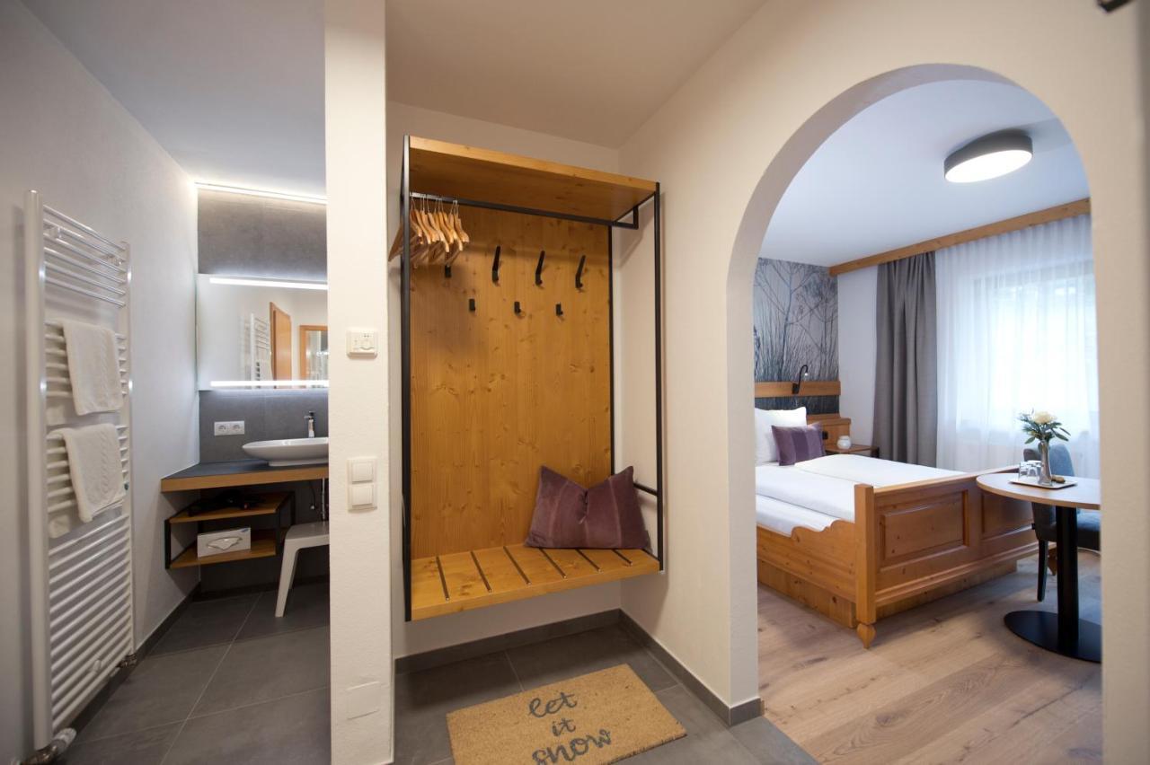 Hotel Vierjahreszeiten 플라차우 외부 사진