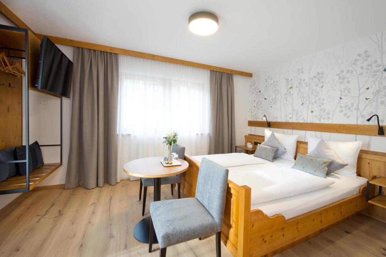Hotel Vierjahreszeiten 플라차우 외부 사진
