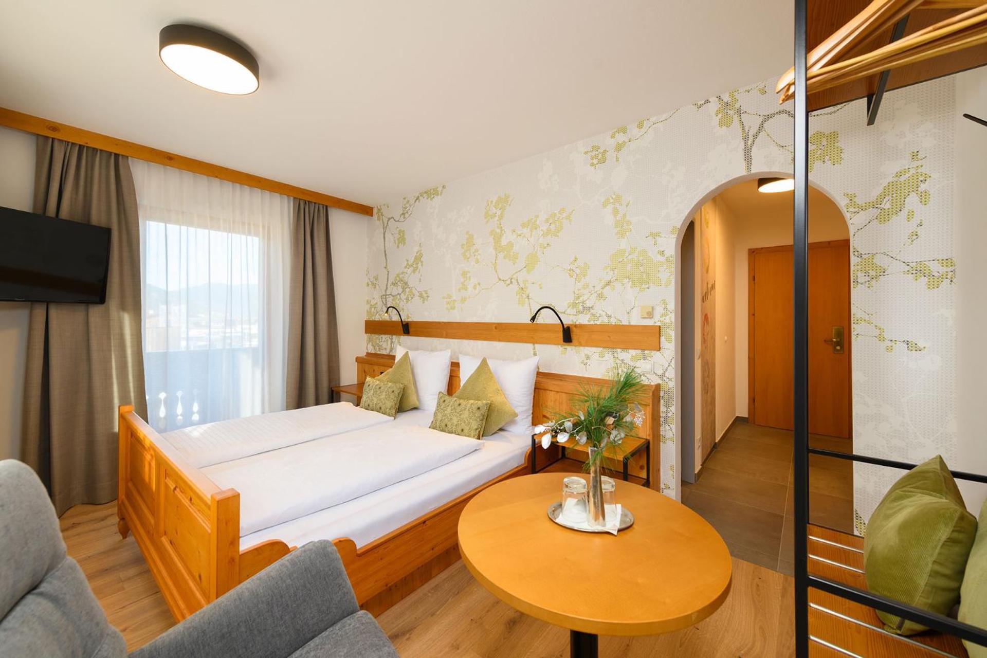 Hotel Vierjahreszeiten 플라차우 외부 사진