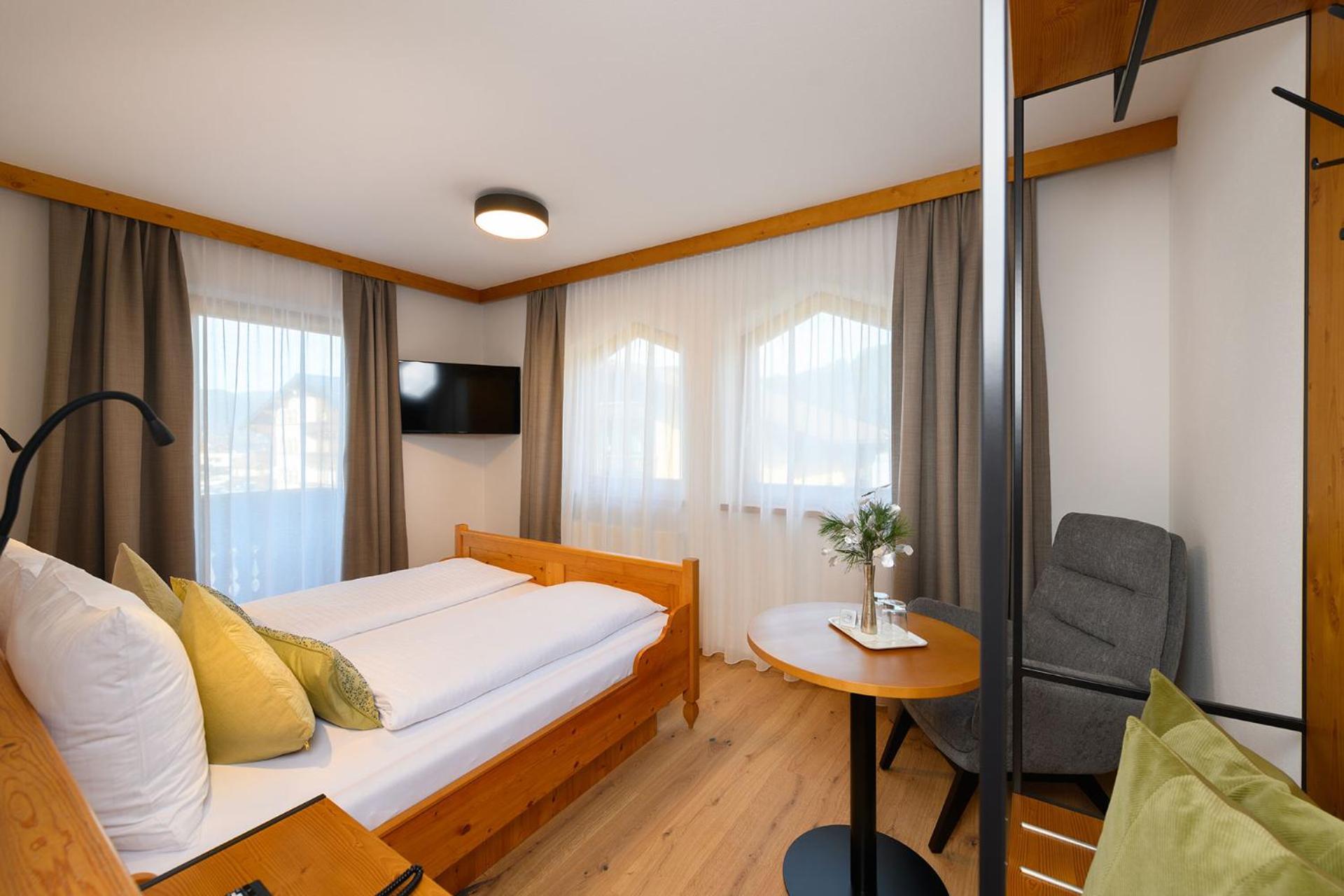 Hotel Vierjahreszeiten 플라차우 외부 사진