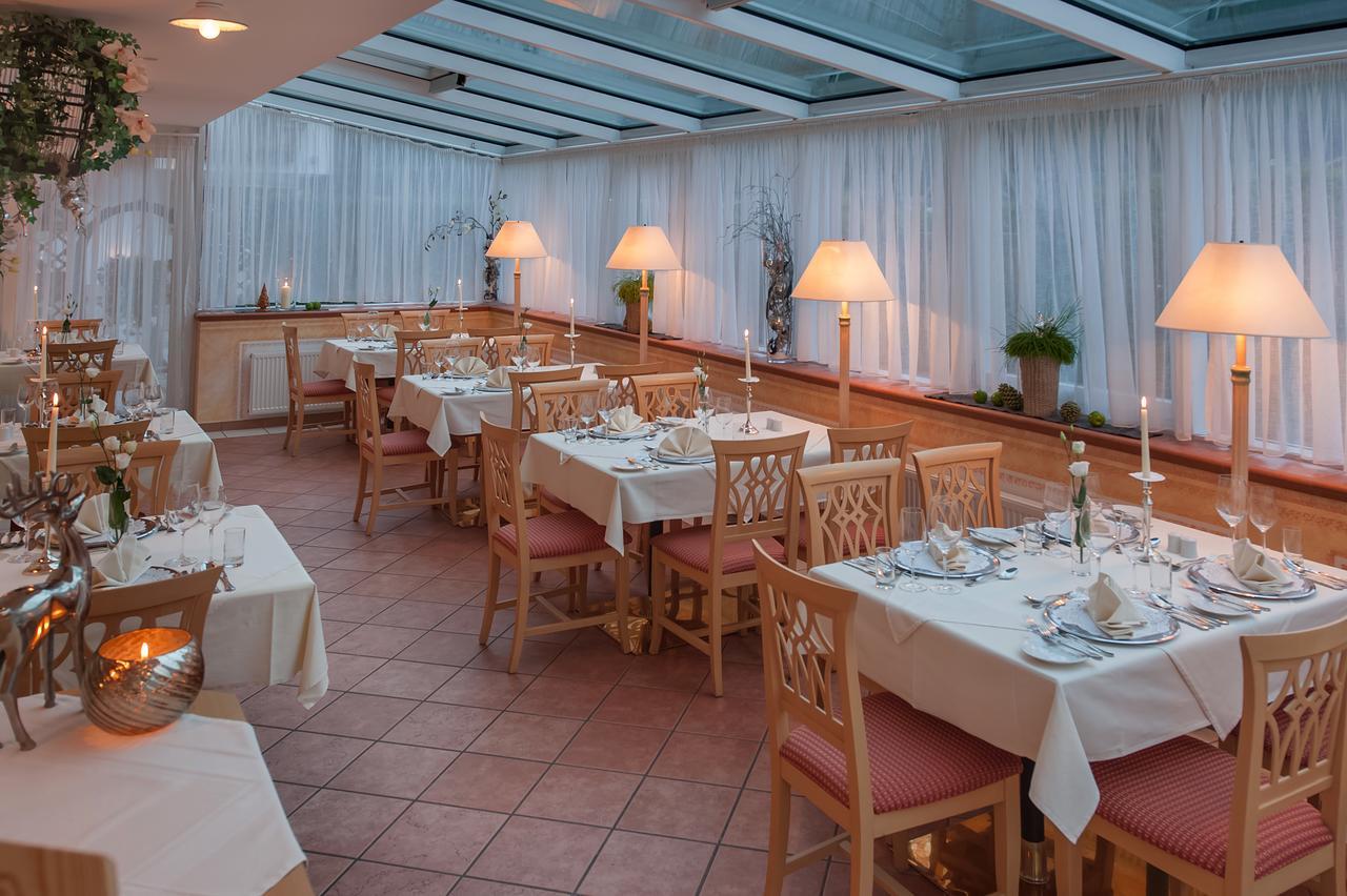 Hotel Vierjahreszeiten 플라차우 외부 사진