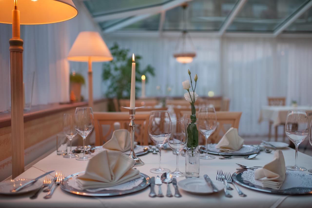 Hotel Vierjahreszeiten 플라차우 외부 사진