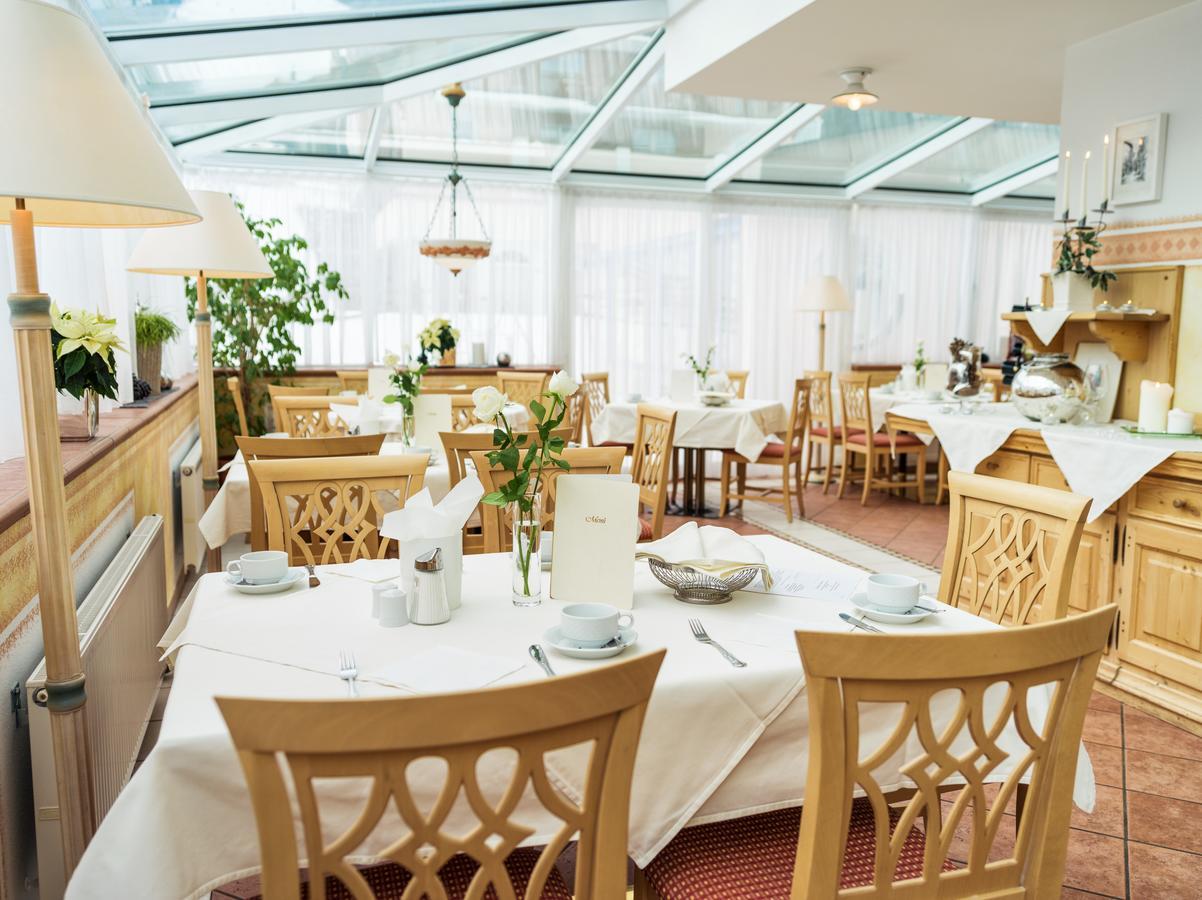 Hotel Vierjahreszeiten 플라차우 외부 사진